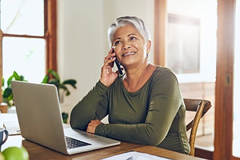 Woman talking on the phone